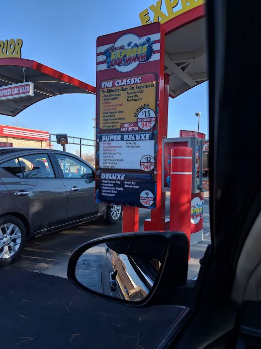 Supreme Machine Express Car Wash Picture 4