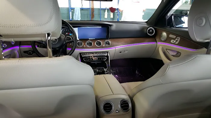 Fuller's Car Wash Picture 6