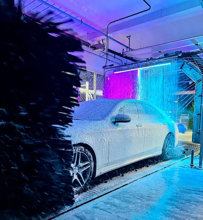 WashU Car Wash Picture 3