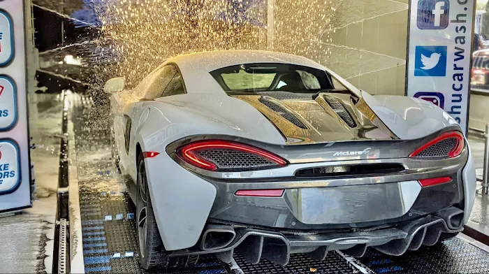 WashU Car Wash Picture 7