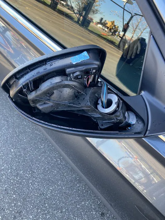 Fuller's Car Wash Picture 2