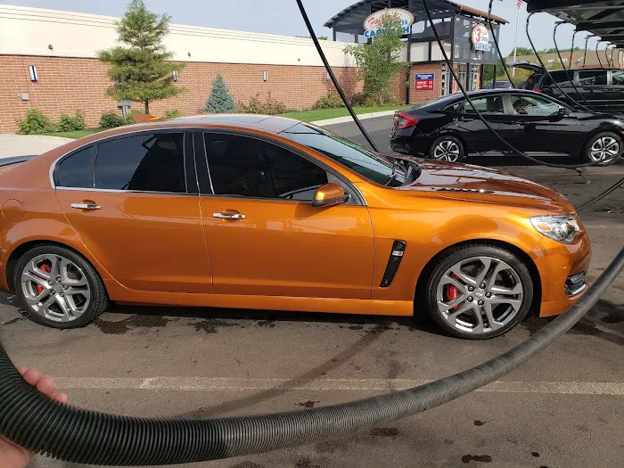 Fuller's Car Wash Picture 7