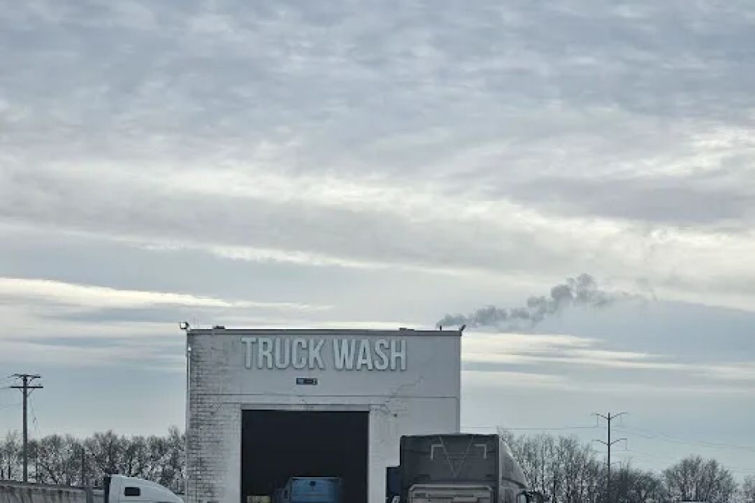 Truck wash