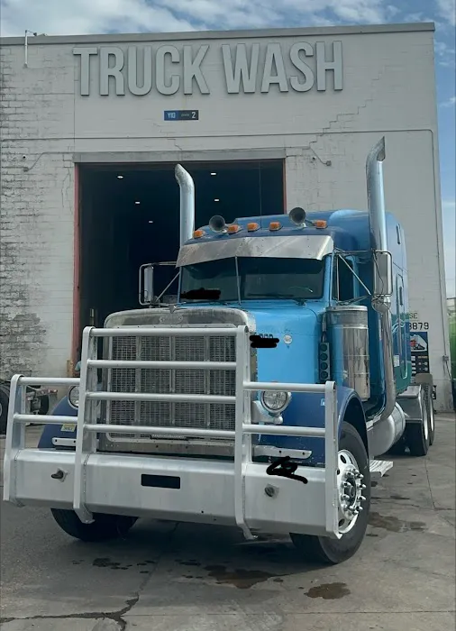 Truck wash Picture 10