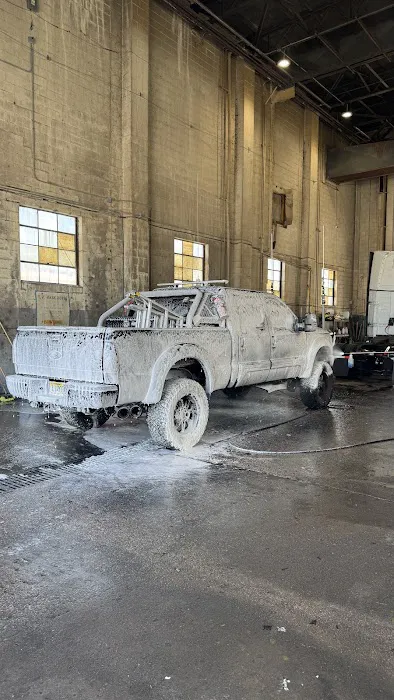 Montgomery Truck Wash Picture 8