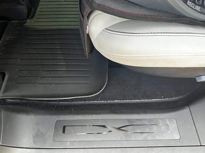 Steve's Car Wash Picture 4