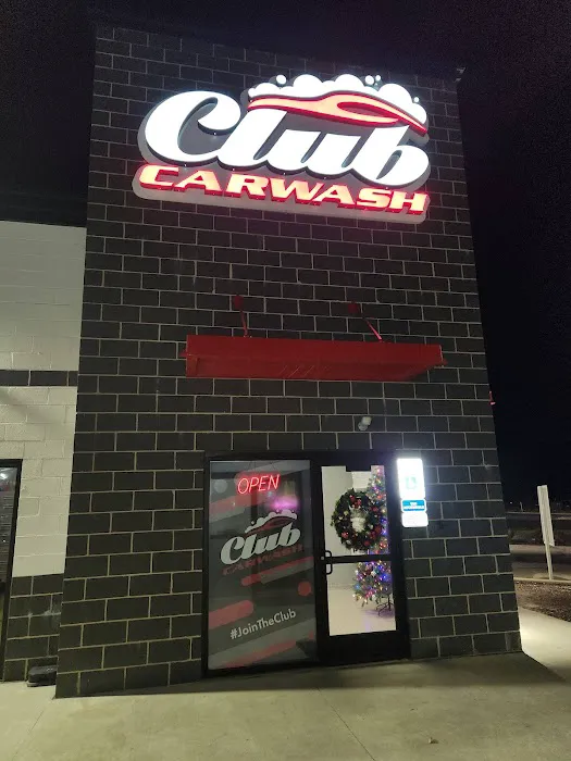 Club Car Wash Picture 10