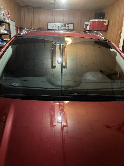 HOME TOWN CAR WASH Picture 1