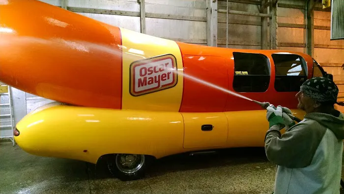 Koch Street Quality Truck Wash Picture 2