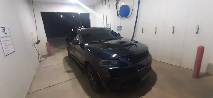 CJ's Car Wash Picture 10