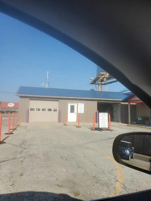 Marie's Car Wash Inc. Picture 6