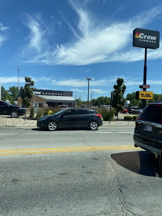 Crew Carwash Picture 6