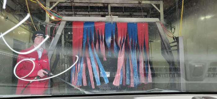 Crew Carwash Picture 1