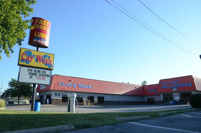 Fast Eddie's Lube & Wash Picture 3