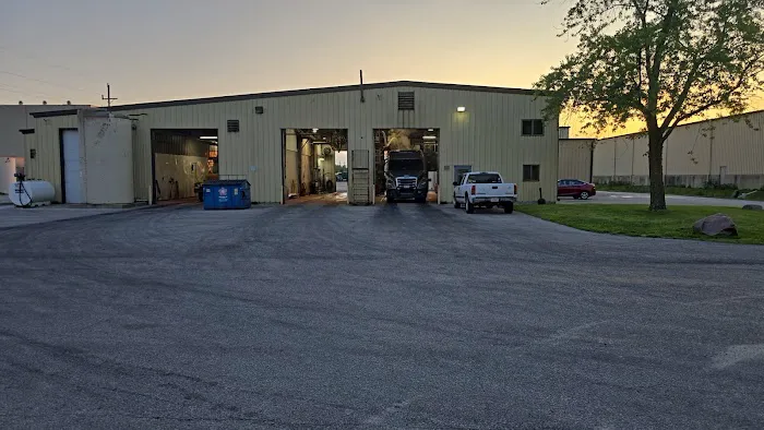 Lafayette Sani-Wash Inc Picture 1