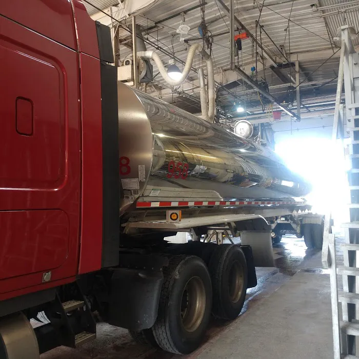 Lafayette Sani-Wash Inc Picture 2