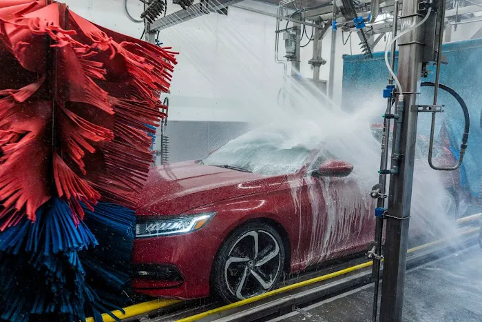 Crew Carwash Picture 6