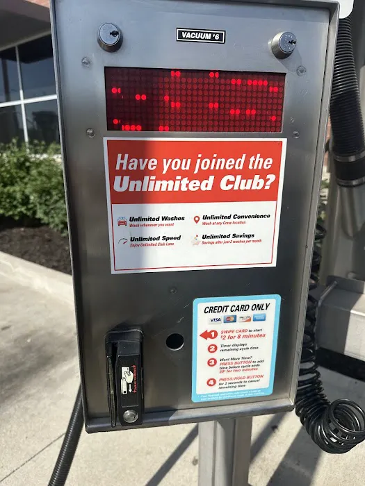 Crew Carwash Picture 4