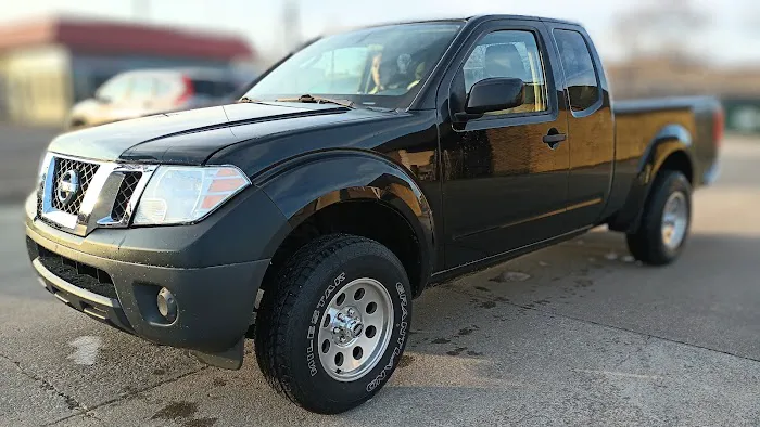 Bob's House of Gold LaserWash Car Wash Picture 7