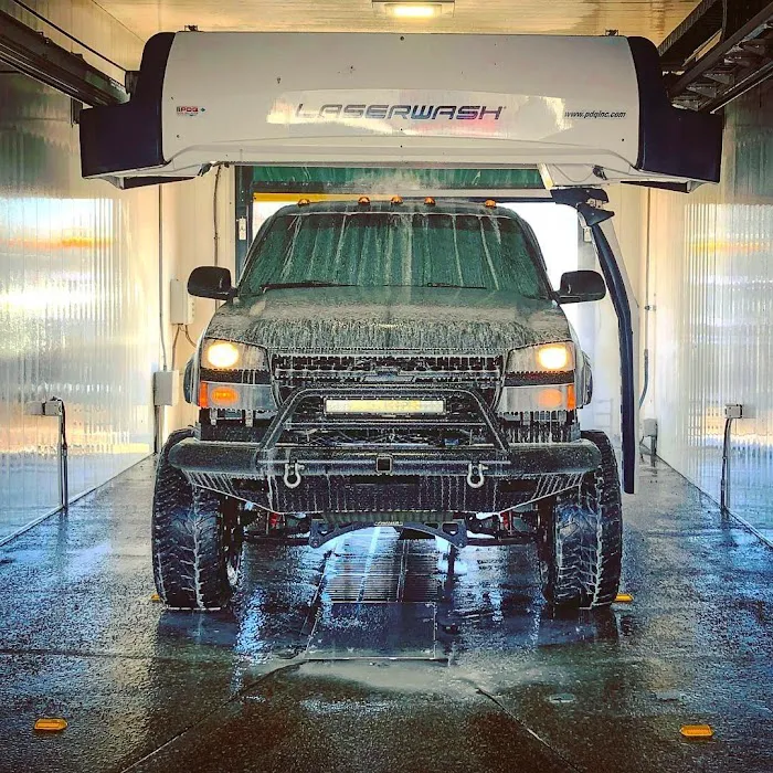 Broadway Carwash Picture 6