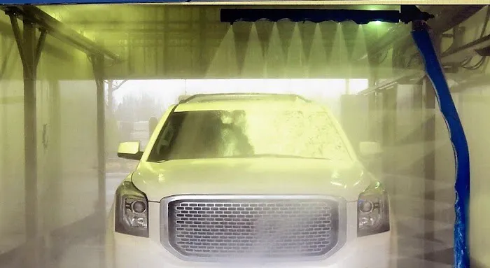 Broadway Carwash Picture 10