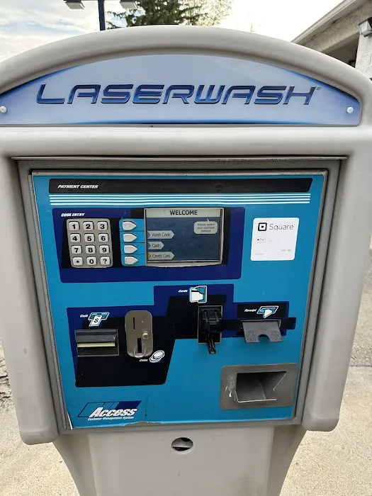 Broadway Carwash Picture 5