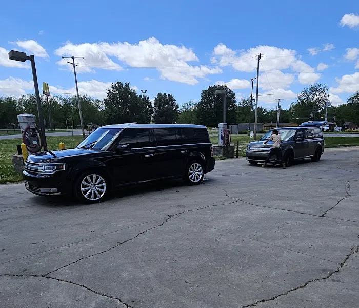 Extreme Car Wash Picture 5