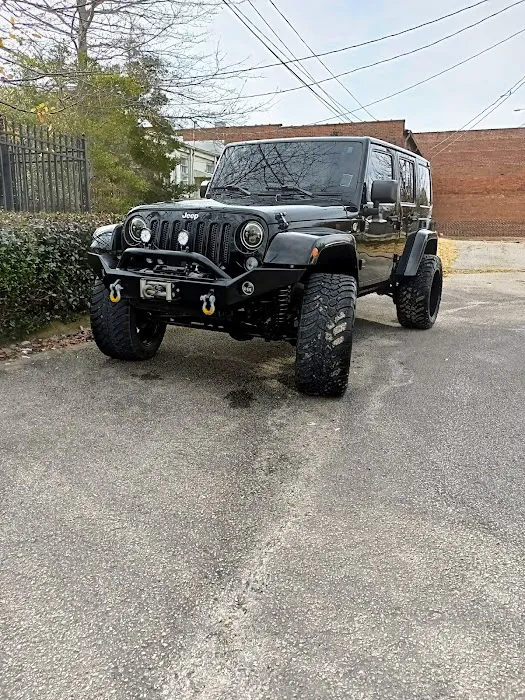 Bellevue Car Wash Picture 8