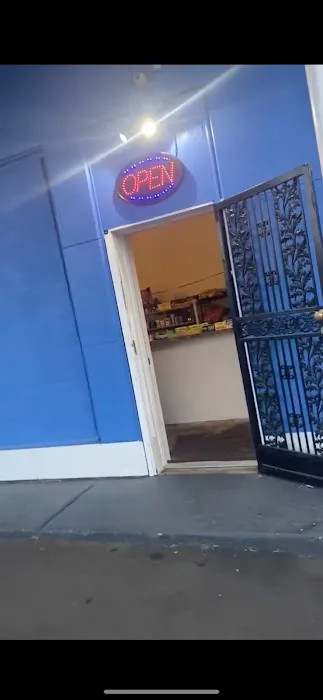 Howard’sPlace/CastaliaCarWash & Convince Store Picture 1