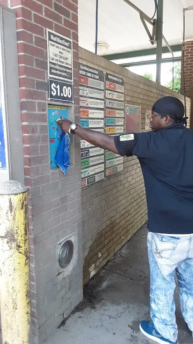 Splash Car Wash Picture 1