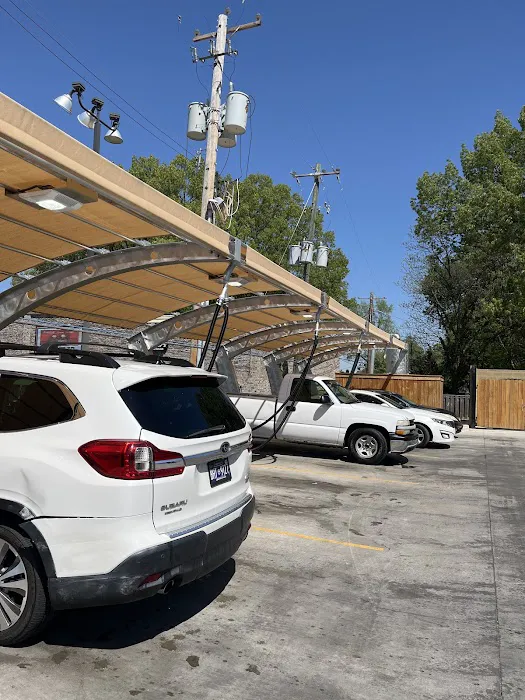 Zips Car Wash Picture 8