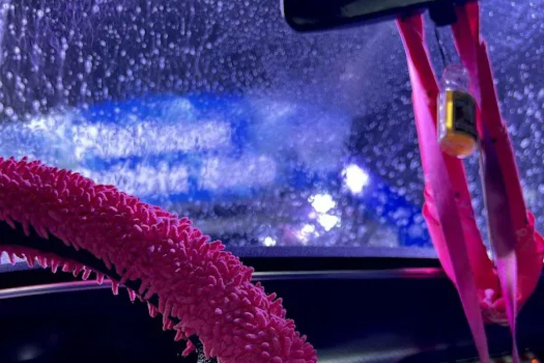 Wash N' Roll Car Wash - Franklin, TN