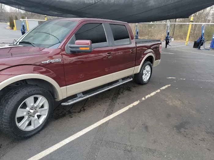 The RipTide Car Wash Picture 5