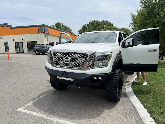 Safari Car Wash Picture 1
