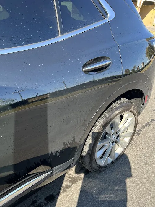 Cool Springs Car Wash Picture 8