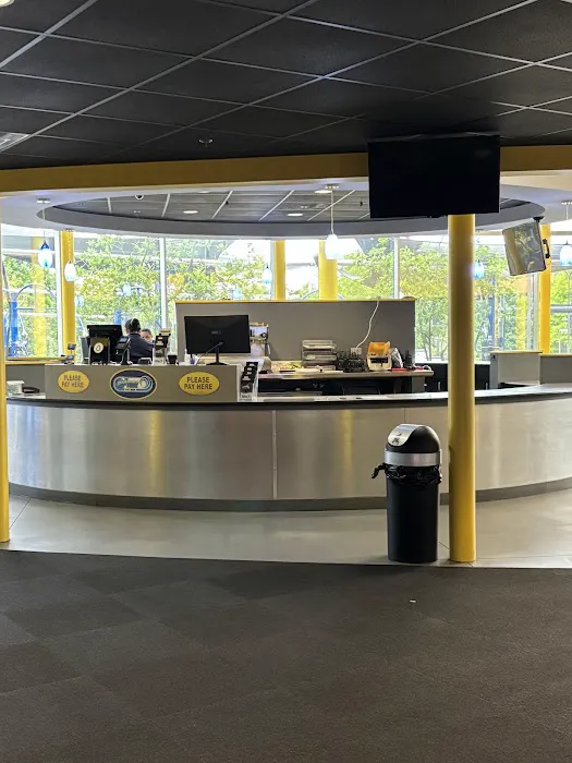 The RipTide Car Wash Picture 5