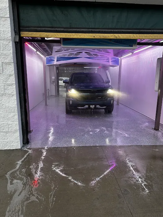 Clean Getaway Auto Wash Picture 9