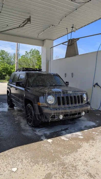 Clean Getaway Auto Wash Picture 4