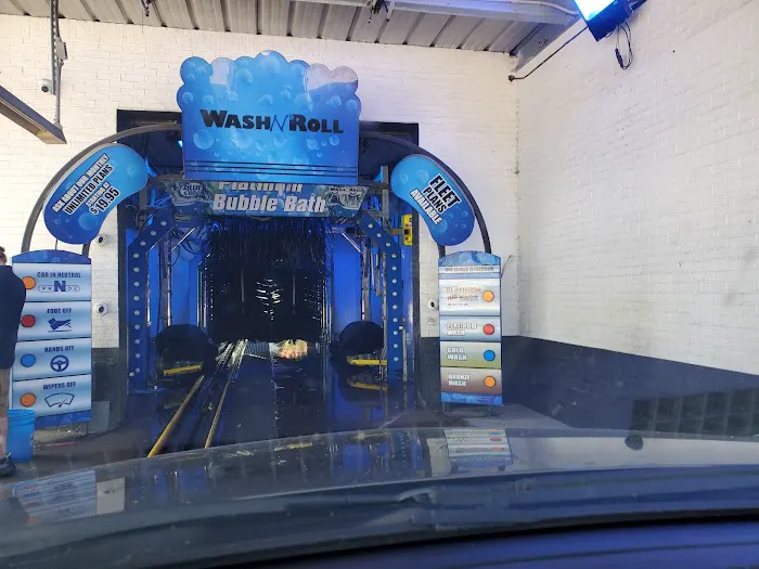 Wash N' Roll Car Wash - Nashville, TN (Charlotte Pike) Picture 7