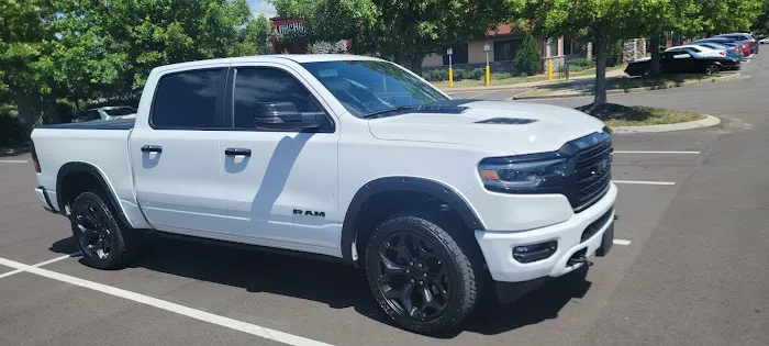 The RipTide Car Wash Picture 4