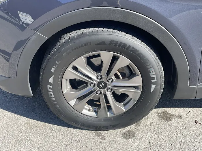 The RipTide Car Wash Picture 10