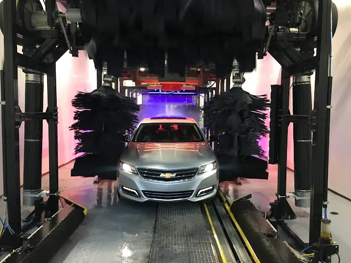 Camel Express Car Wash Picture 3