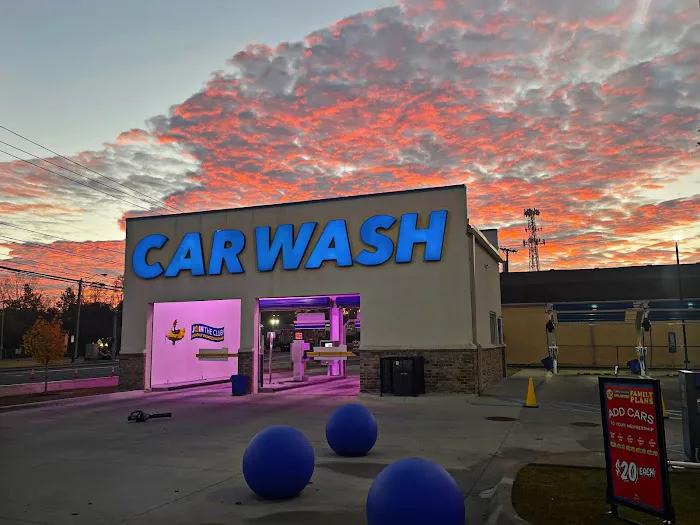 Camel Express Car Wash Picture 5