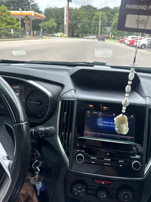 White Bridge Auto Wash Picture 3