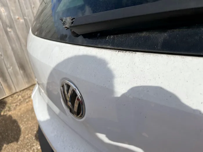 Club Car Wash Picture 2