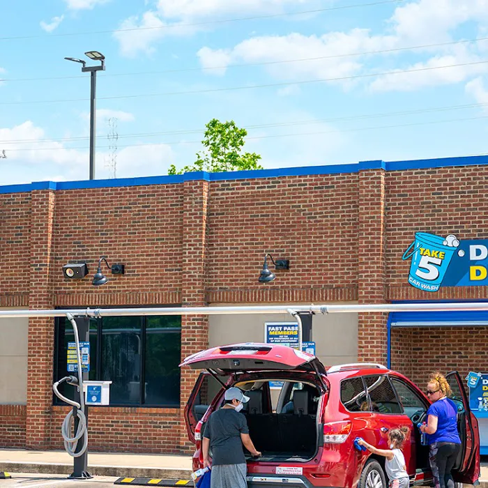 Take 5 Car Wash Picture 8