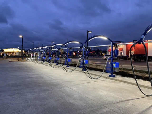 Whistle Express Car Wash Picture 6