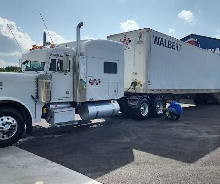 Sparkle Dummy Truck Wash
