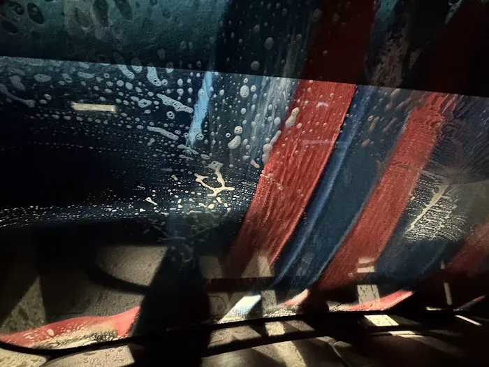 Mike's Carwash Picture 7