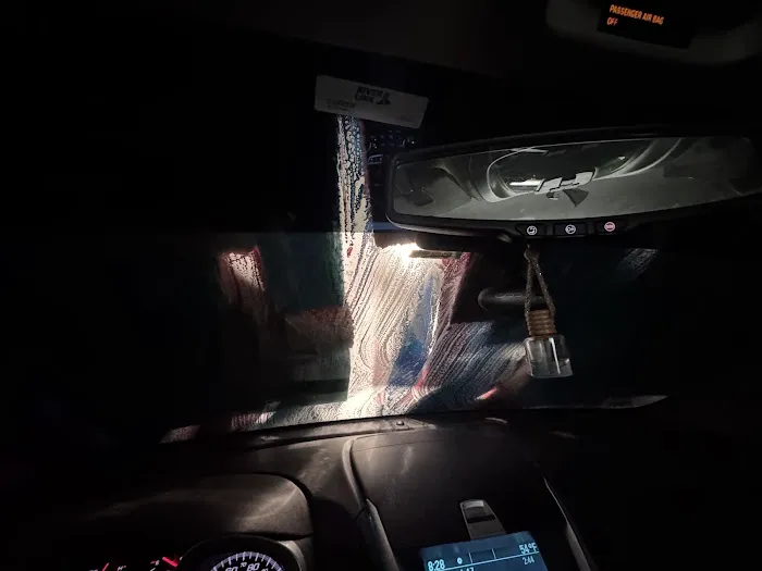 Mike's Carwash Picture 2